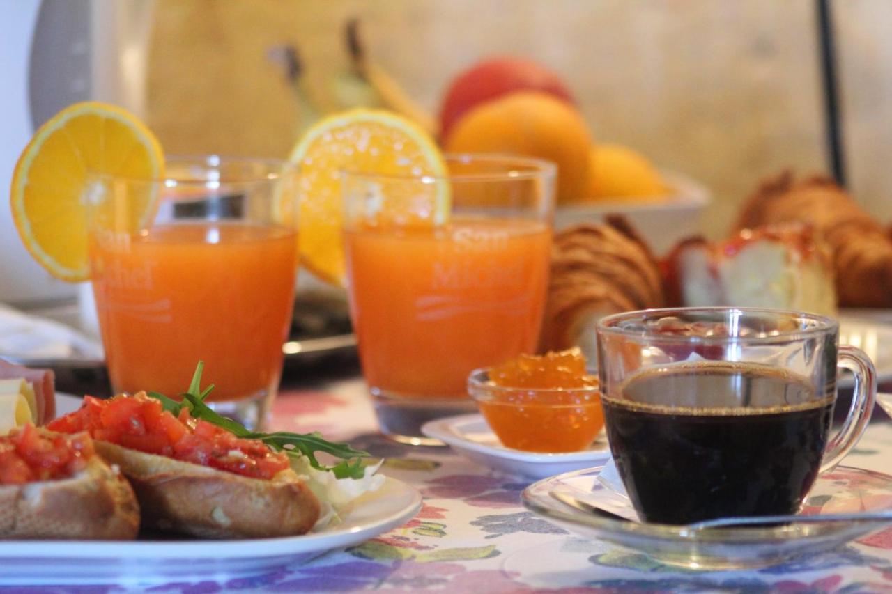 Bed and Breakfast Mizzi 87 Виктория Экстерьер фото